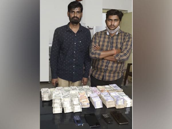 Hawala Racket For South India Busted - Pawn, Manish Toshniwal Arrested