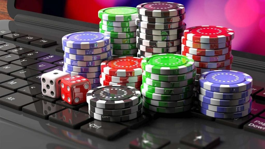 K'taka mulls ban on online gambling sites and apps