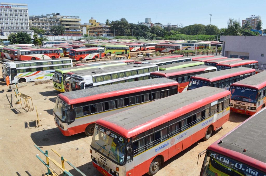 K'taka road transport staff makes U-turn, to continue strike